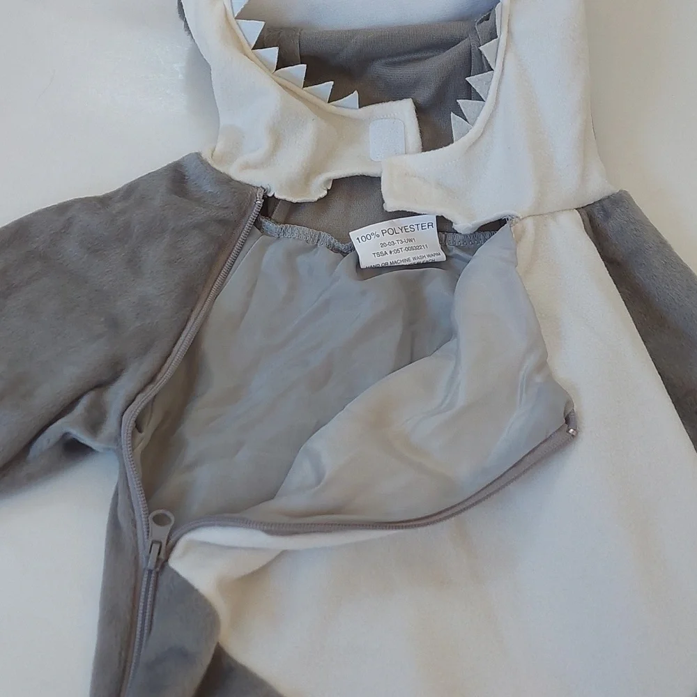 🦋Underwraps Shark Bunting baby costume NIB